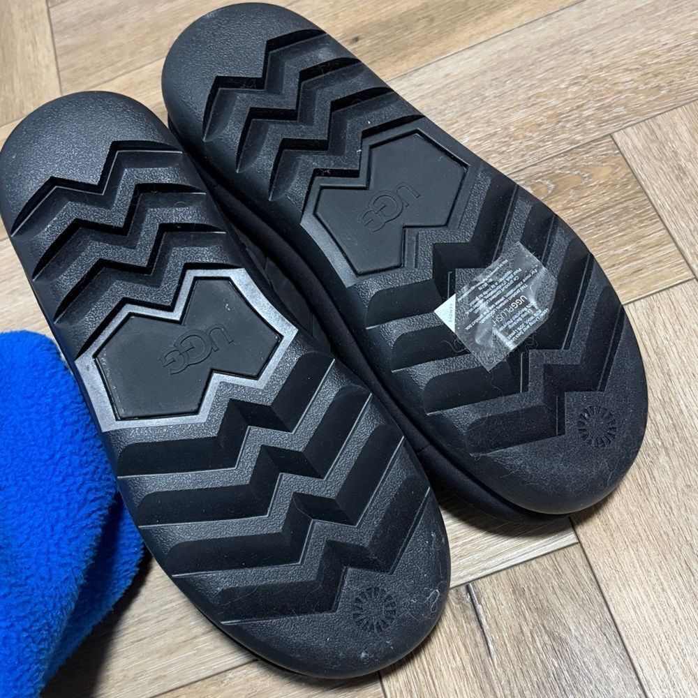 UGG Maxi Clog - Picture 3 of 5